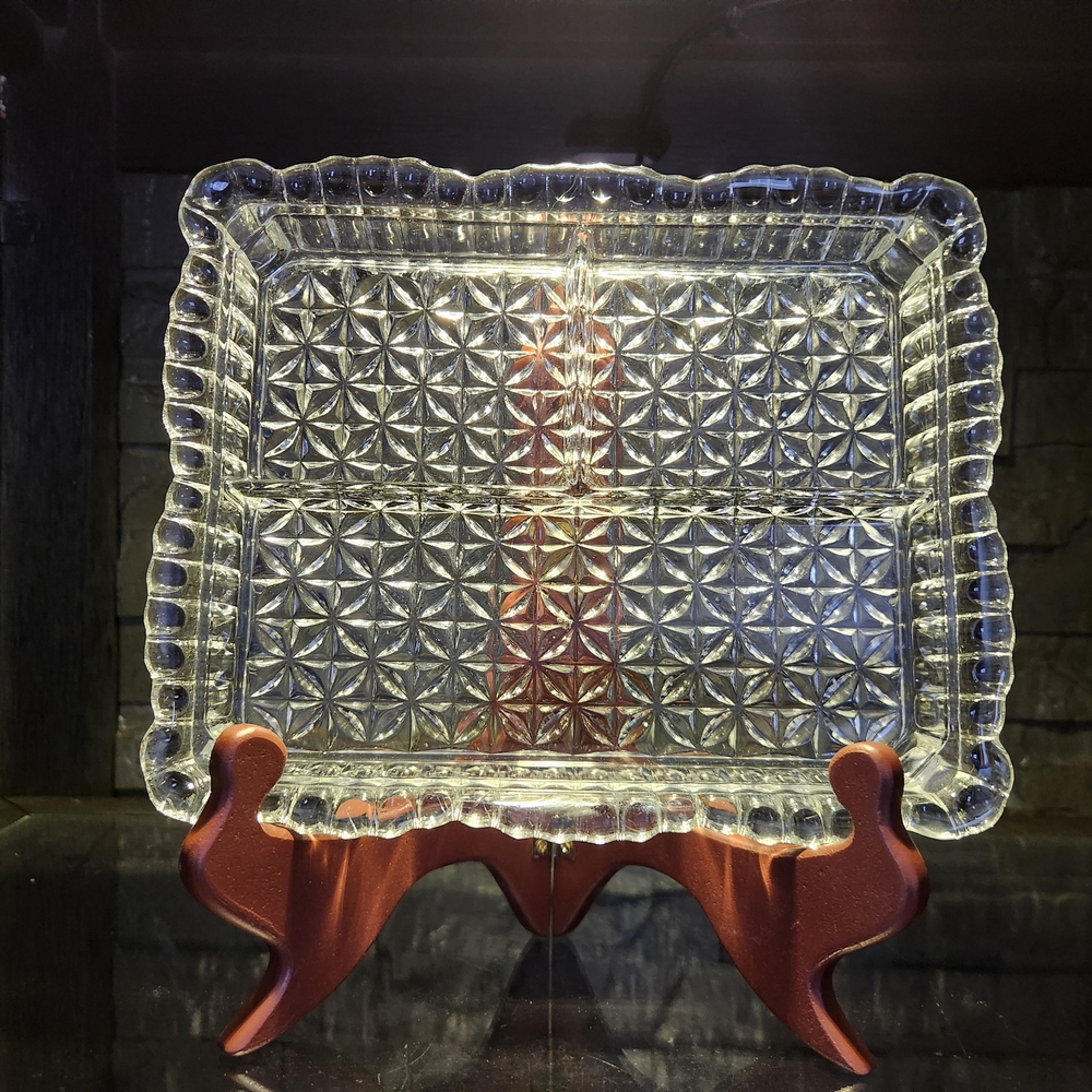 Pressed Glass Divided Vanity Tray OR Relish Dish With Scalloped Edge - Picture 2 of 8